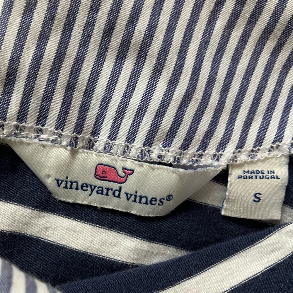 Vineyard Vines Top